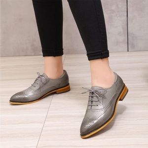 Gray Mona flying Leather Oxfords Wingtip Shoes.